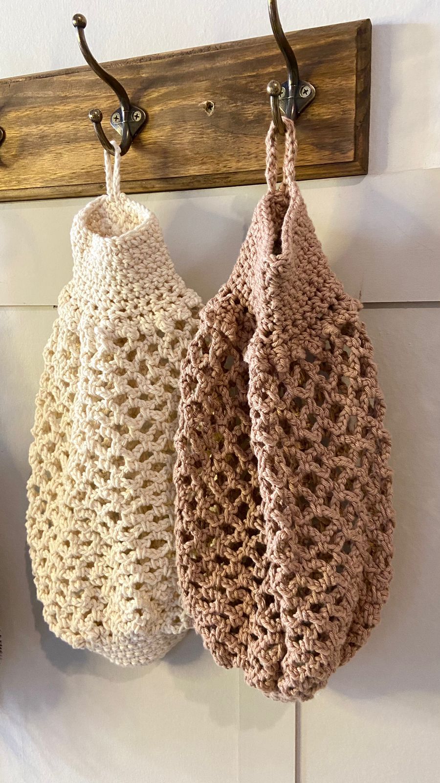 Puxa-Saco de Crochê – Feito à Mão com Fio Barroco