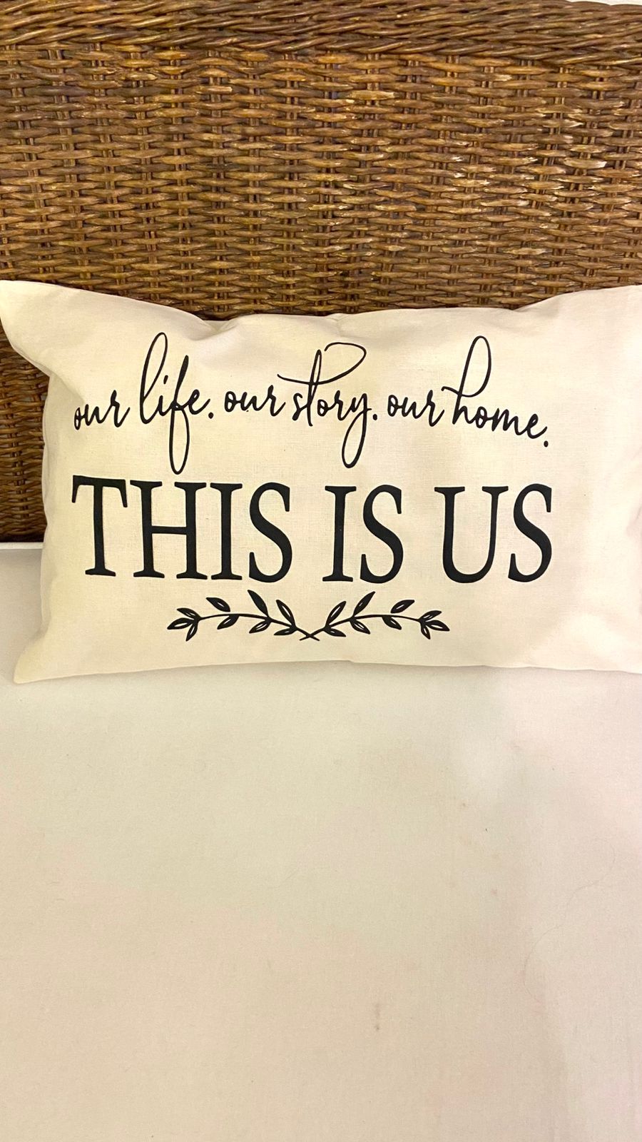 Almofada Baguete "this is us"